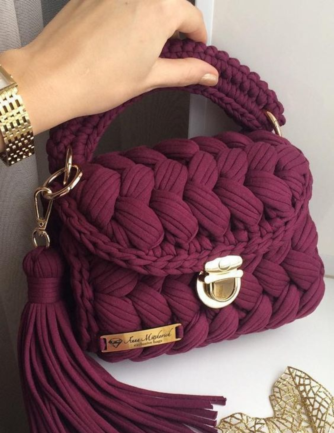 Bolso circular tejido en trapillo